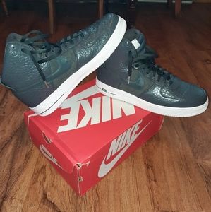 Nike Air Force 1 High Premium (Wool Snake)